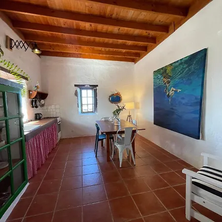 Moises Art House Ferienhaus *